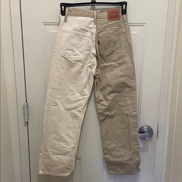 LEVI’S Two-Tone Beige and Cream Pants - Picture 7 of 10